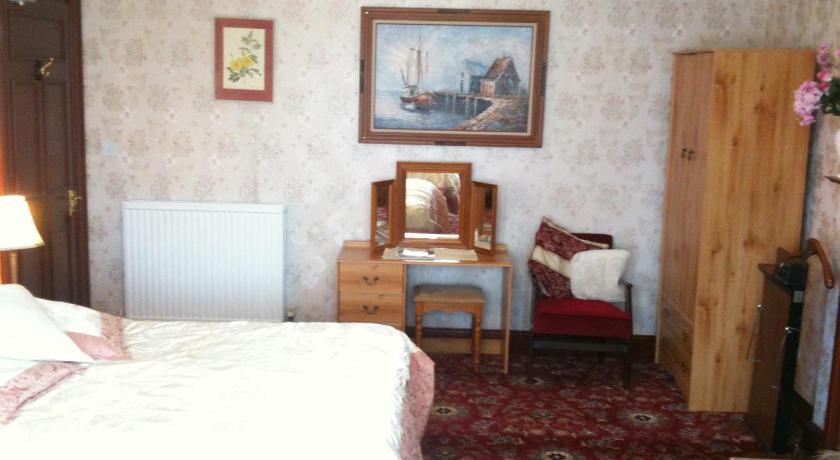 Almond House B&B Edinburgh Room photo