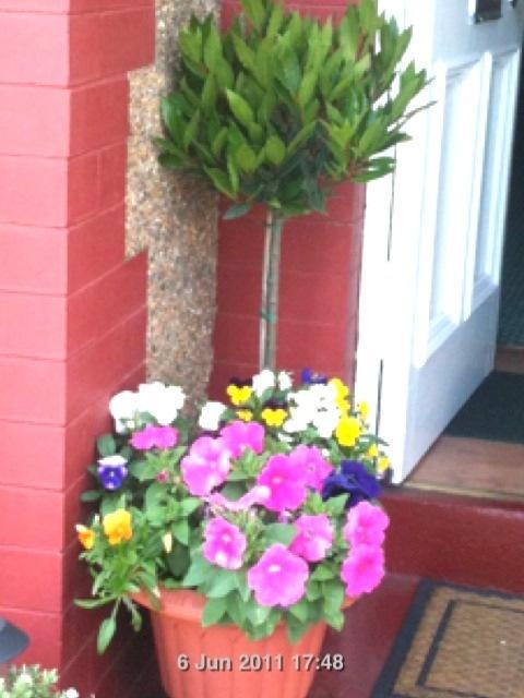 Almond House B&B Edinburgh Exterior photo